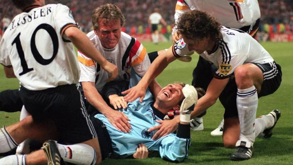 Elfmeter-Krimi - &copy; Foto: Oliver Berg/dpa