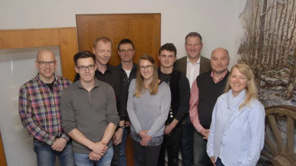 Der neue Vorstand: (von links) Marcus Brinkmann, Christopher Koch, Markus Kahle, Mario Kias, Inga Ziegenbein, Max Blachowski, Tobias Schumacher, Hartmut Stahlhut und Britta Bl&ouml;ss. - &copy; Alexandra Schaller