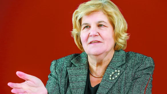 Nachdenklich: Irith Michelsohn, Vorsitzende der J&uuml;dischen Kultusgemeinde in Bielefeld. - &copy; Andreas Zobe