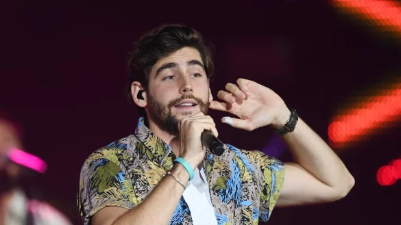 S&auml;nger &Aacute;lvaro Soler - &copy; Foto: Uli Deck