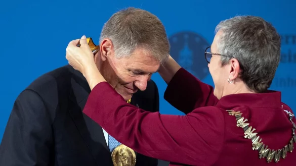 Sibylle Keupen + Klaus Iohannis - &copy; Foto: Federico Gambarini/dpa