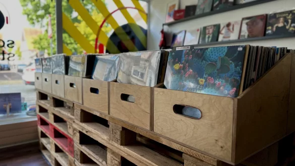 Die Schallplatte ist zur&uuml;ck: Auch im Kreis G&uuml;tersloh gibt es Anlaufstellen f&uuml;r Vinyl-Liebhaber. - &copy; Danielle D&ouml;rsing