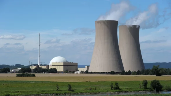 Bei Wartungsarbeiten im nicht-nuklearen Teil des Atomkraftwerks Grohnde ist ein Mitarbeiter tödlich verunglückt. - © dpa