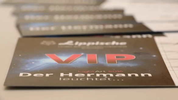 Ganz einfach VIP-Tickets für "Hermann leuchtet" gewinnen! - © Glandien