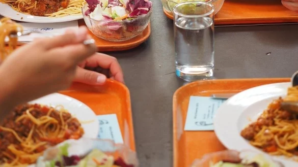 Mit dem OGS-Rechtsanspruch ab 2026 soll auch die neue Mensa an den Start gehen. - © Symbolbild: Pixabay