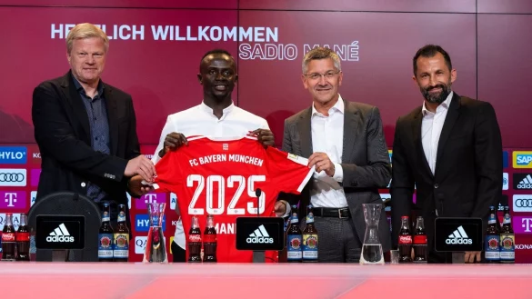 Vorstellung des Stars - &copy; Foto: Sven Hoppe/dpa