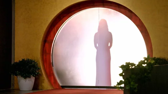 Das erste Aufeinandertreffen der Paare erfolgt erst nach der Verlobung. - &copy; Netflix