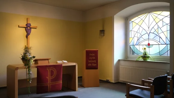 Ein Ort der Stille und Besinnung: Der Andachtsraum im Klinikum Detmold. - &copy; Christian Ritterbach