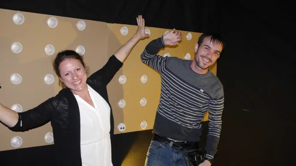 "Raumverst&auml;rker": Lisa Bonnekoh und Xavier Gari erzeugen durch Bewegungen in der Installation "Reaktionsraum" Kl&auml;nge.&nbsp; 
- &copy; Thomas Kr&uuml;gler