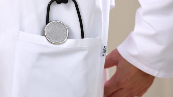 Krankenhaus-Arzt - &copy; Foto: Patrick Seeger