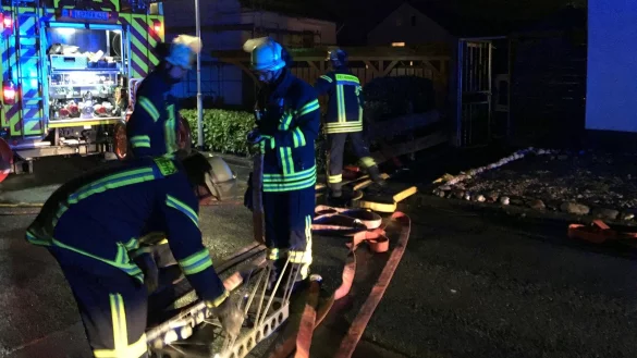 Nicht zuletzt dank des beherzten Ersthelfers war der Brand schnell gel&ouml;scht. - &copy; Daniel Hobein