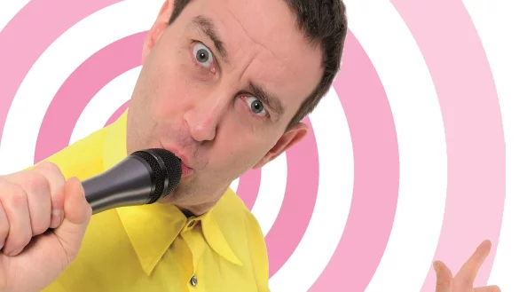 &bdquo;Deutschlands wandelnde Sound-Bibliothek": Pete The Beat alias Peter Wehrmann tritt auf der Waldb&uuml;hne auf. - &copy; Privat