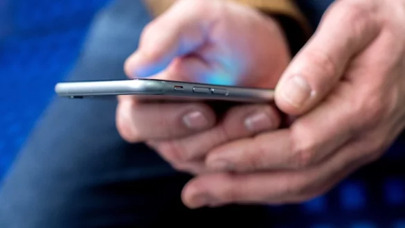 Corona-Warn-App - &copy; Foto: Hauke-Christian Dittrich/dpa