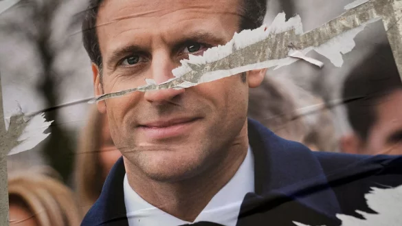 - &copy; Francois Mori/AP/dpa