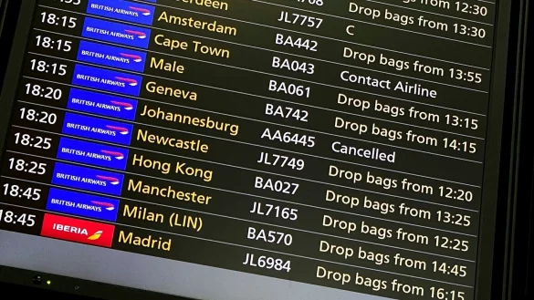 Flugverkehr - &copy; Foto: Alberto Pezzali/AP/dpa