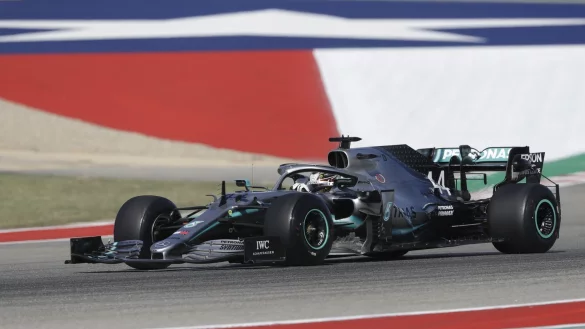 Lewis Hamilton - &copy; Foto: Chuck Burton/FR171712 AP/dpa