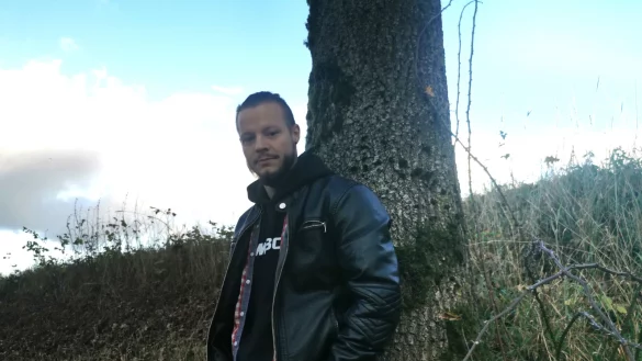 Hat sein erstes Musikvideo ver&ouml;ffentlicht: der Barntruper HipHop-Newcomer "Jeanious" Jean-Pascal Budde - &copy; Sylvia Frevert(LZ)