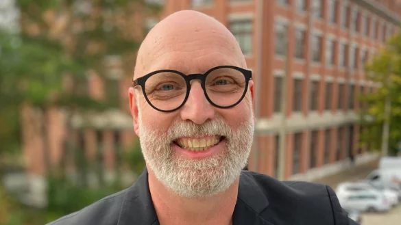 Der Lemgoer Autor Christian Jaschinski legt nach - sein neues Buch erscheint jetzt, Teil 2 der Thriller-Serie. - © Naomi Jaschinski