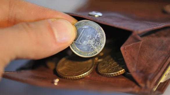 Geldb&ouml;rse - &copy; Foto: Andreas Gebert/dpa