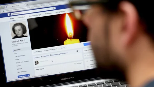 Gedenkzustand bei Facebook - &copy; Foto: Sebastian Willnow/dpa-tmn