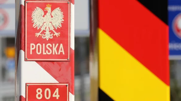 Grenzpf&auml;hle - &copy; Foto: Bernd W&uuml;stneck/dpa-Zentralbild/dpa