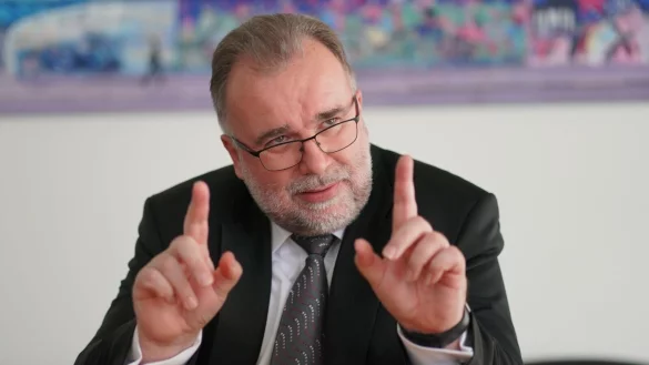 - &copy; J&ouml;rg Carstensen/dpa