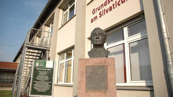 Die Kosten, die jetzt f&uuml;r die Sanierung der Grundschule in Bad Meinberg angefallen sind, sollen nicht aus dem Budget &bdquo;Gute Schule 2020&ldquo; finanziert werden. - &copy; Manfred Brinkmeier