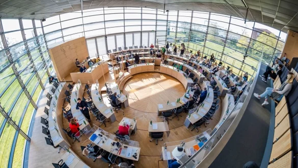 - © Frank Molter/dpa