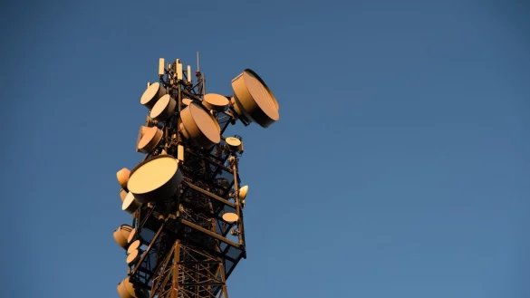 Mobilfunkmast - &copy; Foto: Sebastian Gollnow/dpa/Symbolbild