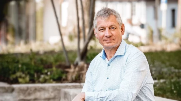 Als Unternehmer auf dem Bürgermeister-Sessel freut sich Frank Meier nach 100 Tagen im Amt über die Unterstützung der Mitarbeiter im Rathaus. - © dajana marlen fotografie