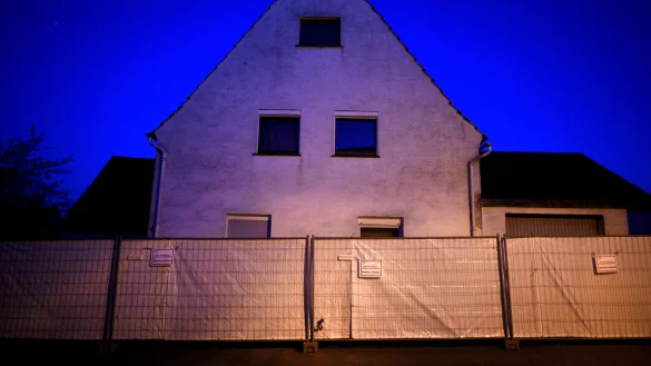 Das damalige Wohnhaus des beschuldigten Ehepaares in H&ouml;xter-Bosseborn. - &copy; Jonas G&uuml;ttler/dpa