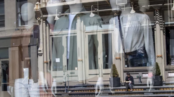 Wiederer&ouml;ffnung - &copy; Foto: Mary Altaffer/AP/dpa