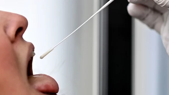 Corona-Antigen-Schnelltestzentrum - &copy; Foto: Britta Pedersen/dpa-Zentralbild/dpa