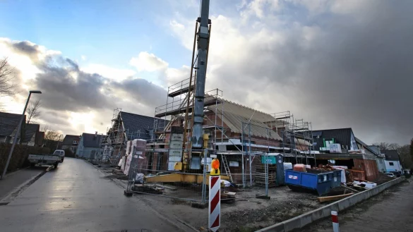 Einfamilienh&auml;user liegen im Trend. In der Detmolder Klara-Nowak-Stra&szlig;e entstehen einige. - &copy; Vera Gerstendorf-Welle