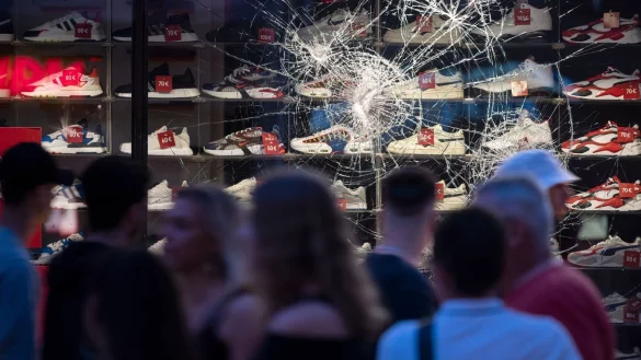 Nach Randale in Stuttgart - &copy; Foto: Marijan Murat/dpa