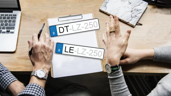 Sie ist noch nicht vom Tisch, die Diskussion um Autokennzeichen im Kreis Lippe. Die Verfechter der alten Version wollen nach der Kommunalwahl noch mal einen Anlauf starten, um die Politik zu &uuml;berzeugen.&nbsp; - &copy; Martin Hostert