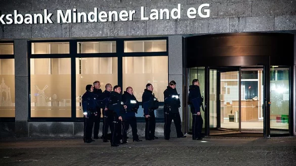 - © CHRISTIAN MATHIESEN