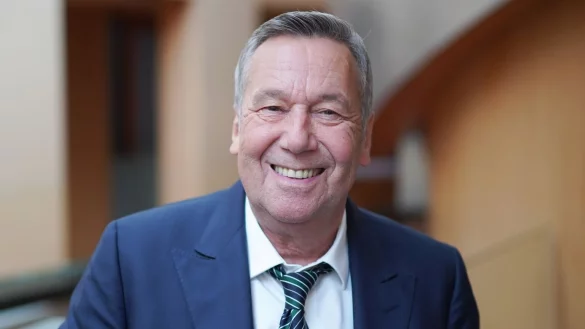 Promis im Wahlkampf 2021 - Roland Kaiser - &copy; Foto: J&ouml;rg Carstensen/dpa