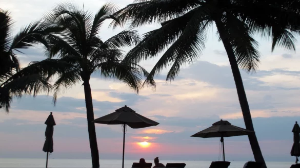 Strand in Thailand - &copy; Foto: Andrea Warnecke/dpa-tmn
