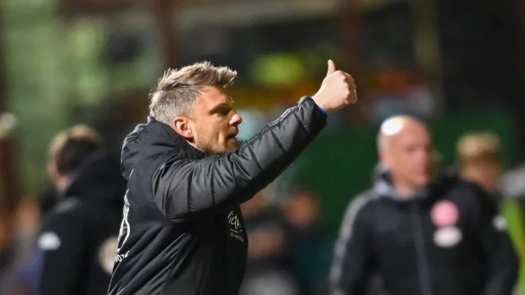 Saarbr&uuml;cken-Coach - &copy; Foto: Oliver Dietze/dpa