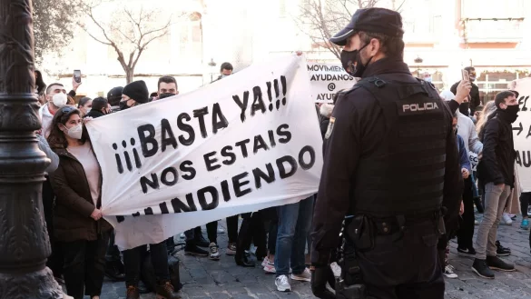 Protest auf Mallorca - &copy; Foto: Isaac Buj/EUROPA PRESS/dpa