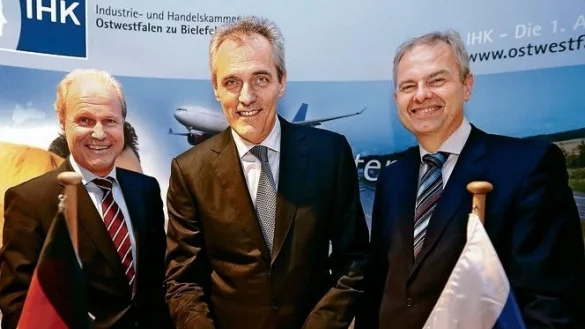 Thomas Niehoff, Dr. Rainer Seele und Wolf D. Meier-Scheuven (v. l.). - &copy; FOTO: Rudolf