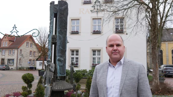 Marcus P&uuml;ster kandidiert in Schlangen erneut f&uuml;r das Amt des B&uuml;rgermeisters. - &copy; Archivfoto: Jost Wolf