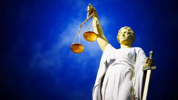 Die Eltern des M&auml;dchens standen vor Gericht &ndash; Markus T. wird schwere Misshandlung seines Kindes in zwei F&auml;llen vorgeworfen. - &copy; Pixabay (Symbolfoto)