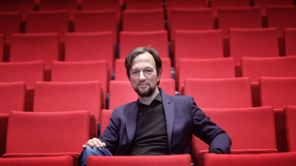 Theater ist keine elit&auml;re Angelegenheit, findet Christian Sch&auml;fer. Unser Publikum l&auml;sst uns nicht verzagen, trotz schwieriger Umst&auml;nde. - &copy; Andreas Fr&uuml;cht