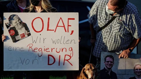 SPD-Fans - &copy; Foto: Axel Heimken/dpa