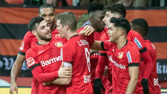 Bayer Leverkusen - Borussia Dortmund - &copy; Foto: Bernd Thissen/dpa