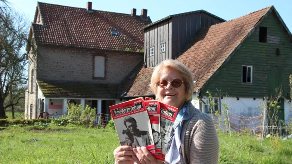 In der alten Mühle in Großenmarpe schrieb Heinz-Werner Höber viele Krimis mit „Jerry Cotton". Renate Zwingelberg hat einige Hefte aufbewahrt.
Wohnsitz des Autors - © Marlen Grote
