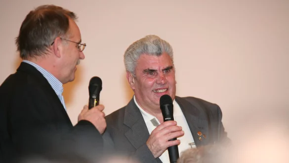 Der TBV nimmt Abschied von Dieter Sundermann. Er ist am Donnerstag verstorben. Auf dem Foto ist Sundermann (rechts) mit Klaus Homringhaus zu sehen. - &copy; J&ouml;rg Hagemann