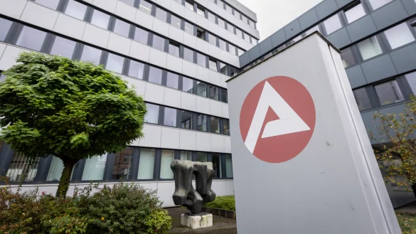 Im Vergleich zu NRW steht OWL weiterhin besser da. - © Niklas Tüns